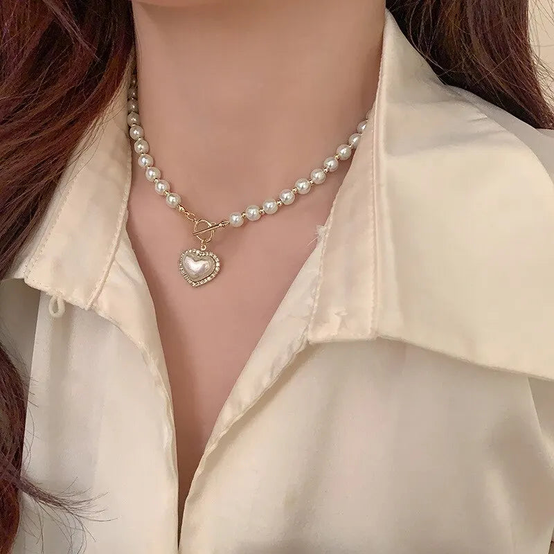 Elegant Pearl Necklace for Women Heart Pendant Necklaces Luxury Imitation Pearls Chain Necklaces Korean Jewelry Gifts B