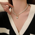 Elegant Pearl Necklace for Women Heart Pendant Necklaces Luxury Imitation Pearls Chain Necklaces Korean Jewelry Gifts B